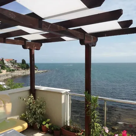 Neli * Nesebar